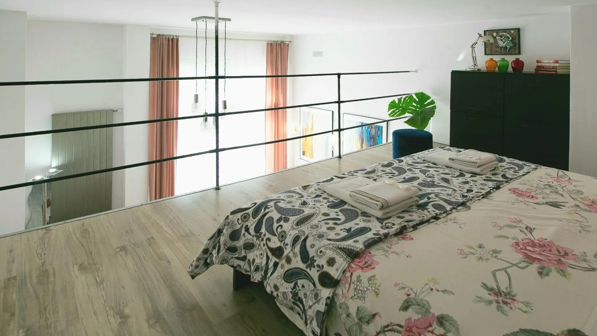 Apartment Krakowskie Przedmiescie Warsaw